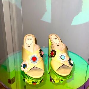 Fendi flowerland patent leather heels